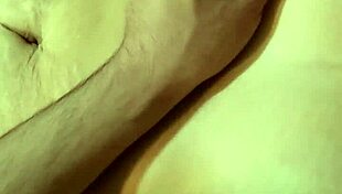 Hey 😏 dive into her deep sexy navel and feel the tease 🔥👅