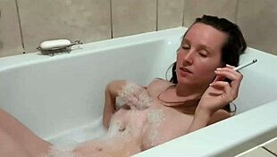 Wanna watch my sexy neighbor's bath and smoke fetish?