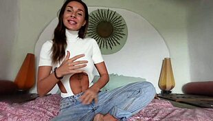 Foreskin Unfolds Secrets Against Circumcised Edge In Roxy Fox Tutorial