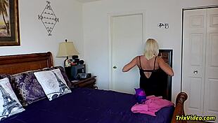 paris craves your thick cum package now!