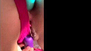 i couldn't stop my curvy latina ass from squirting on that huge dildo in the dorm