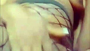 Kneeling jasmine deepthroats and slurps two throbbing cocks