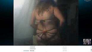 Carol Banderas Mesmerizes in Sultry Mexican Webcam Seduction