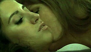 experienced milf grinds pussies with petite teen in hot tribbing