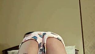omg this adorable petite 18+ emy angel is too cute i can't even...
