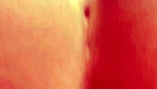 ei cara, olha eu dando pro pauzudo no quintal todo safado