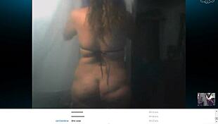 Carol Banderas Mesmerizes in Sultry Mexican Webcam Seduction