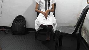 Sri Lankan Schoolgirl Fucks Best Friend Hardcore Hotel Room