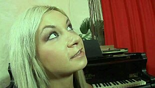 18 Year Old Step Sister Takes Double Penetration From Group