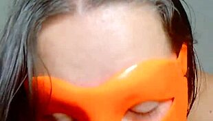 la dueña del bar... uh, hace video especial metiendo dedo en su concha enorme pa' el cliente nuevo... le flipa verga extraña full xred sheer!!