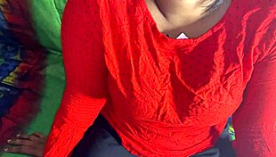 i cant stop fingerin this exotic indian pussy till she squirts all over mms