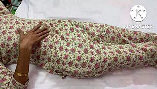 sardarni aunty moans as young bihari boy fucks her hard 💦😈