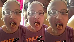 hey i messed up my asmr bubble gum session... listen thru headphones while i chew n pop it all sloppy like uhm yeah glasses foggin up n everything lol