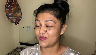 kel showing off those peitos, damn! 🔥🍒