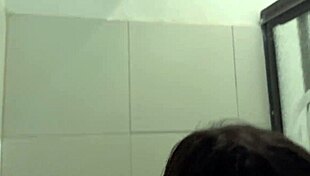 Stepsister's Open-Door Shower Sparks Intense Hardcore Fuck Urge