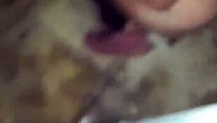 despues de la fiesta, pillada abriendo piernas en calle?