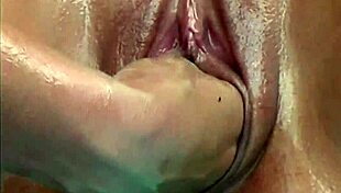 Oiled stepdaughter fists chubby mom fat tits extreme lesbian rough