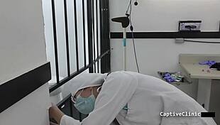 Channy Crossfire spreads gapes in latex handcuffs backstage