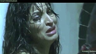 PIU CHAUHAN NIPS SLIP INTO NUDE SEX SCENE!