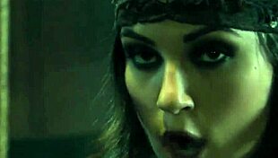 jesse jane stars in close-up ffm threesome with big tits and deepthroat