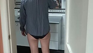 hot wife 😘 flashes huge tits big pussy in jeans then fucks while watched