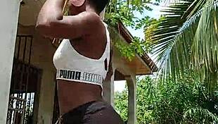 Can you believe crazybitch got tortoise gift from fan then gapes tight pussy anal solo?