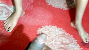 ninfomana colombiana rides dick hard while chatting with hubby