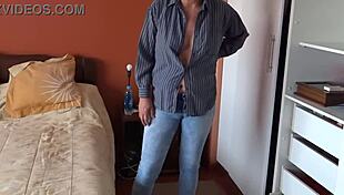 hot wife 😘 flashes huge tits big pussy in jeans then fucks while watched