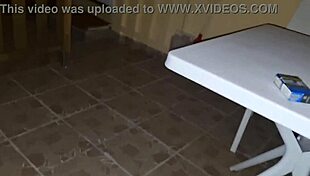 amatoriale italiano sborrata enorme in vacanza con troia italiana che cavalca