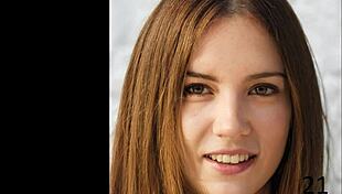 Mistress Kittiwips hogties him for footjob joi in french audio fantasy