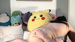 Latino Couple Flashes Asses Before Wild Exhibitionist Orgasm Fuck