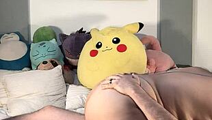 Latino Couple Flashes Asses Before Wild Exhibitionist Orgasm Fuck