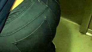 Candid curves of a voluptuous Spanish wife on display