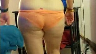 steffi teases with watercolor pussy dance strip