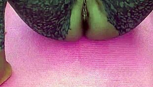 WET PUSSY FLASHES During Ebony Milf's Morning Outdoor Workout!