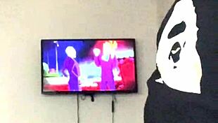 African college students bang hot girl quick during break inside school