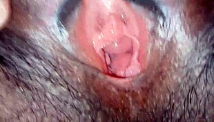 beautiful big natural tits n ass babe orgasms on hairy pussy...