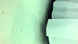 check out this babe's ass in overalls upskirt while shopping outdoors 😏