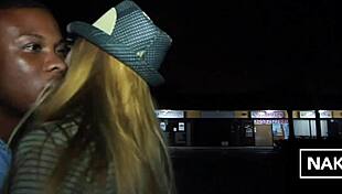 Whoa! Blonde babe deepthroats that monster BBC on spring break? 😲🍆