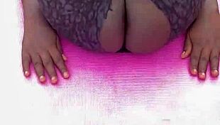 WET PUSSY FLASHES During Ebony Milf's Morning Outdoor Workout!