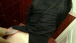 cum deep in her pussy no condom right in public toilet??