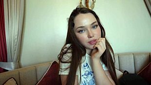 Restaurant pickup leads to post-dinner fuck with cute brunette