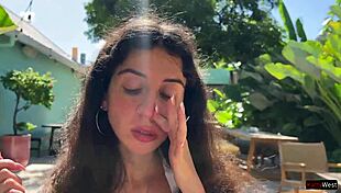 hey friend will you cumshot my face in this cafe so i eat sperm-covered food on public cumwalk?