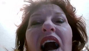 i love worshipping dawnskye1962's huge ass and teasing her wet pussy