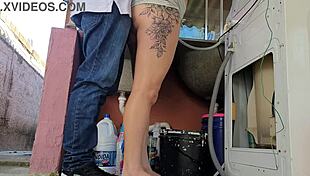 damn this brazilian housewife pays the washer tech with her big ass while hubby's out 😈🍑