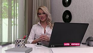 Muscular secretary milf rides boss cowgirl squirting orgasms