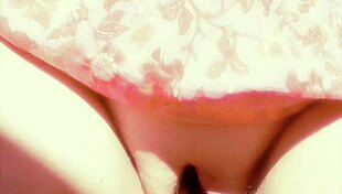 mature mom's huge shaved pussy lips are my pleasure bags