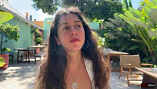 hey friend will you cumshot my face in this cafe so i eat sperm-covered food on public cumwalk?