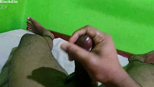 black dude solo handjob strokes monster cock hard!