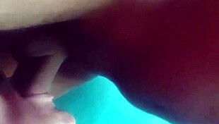 uff essa polla enorme na garganta 😩 não cabe direito no oral caseiro com amiga latina 🔥💦